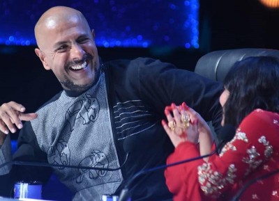 Vishal Dadlani apologises after making goof up over Ae Mere Watan Ke Logon song