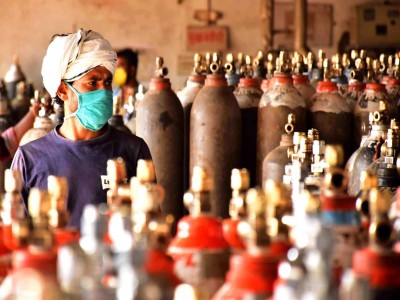 Sufficient oxygen stock in country, efforts on to hasten supply to high demand areas: MHA