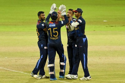 Sri Lanka outplay India in third T20I by 7 wickets, win series 2-1
