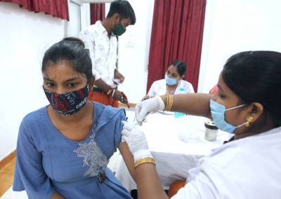India recorded 37,593 new COVID-19 cases in past 24 hours