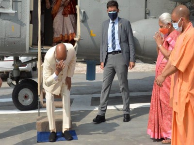 'In a rare emotional gesture' Prez Ram Nath Kovind touches ground of his birthplace to pay obeisance