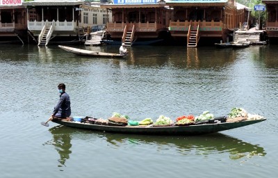 Following decline in COVID-19 positive cases, Jammu and Kashmir admin announces further ease in curbs in 8 dists