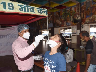 India fights COVID-19: 8 States, UTs report a steep rise in daily new cases