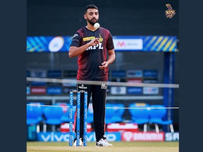 IPL: KKR-RCB match postponed after Varun Chakravarthy, Sandeep Warrier test Covid-19 positive