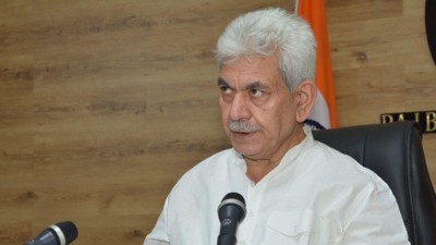 Kashmir: LG for robust public distribution system in UT