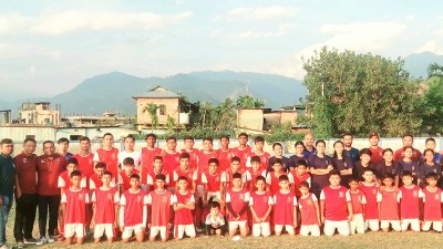 Soccer: Girls of  Bengal's Jaigaon village receive training from FPAI's Israil Gurung