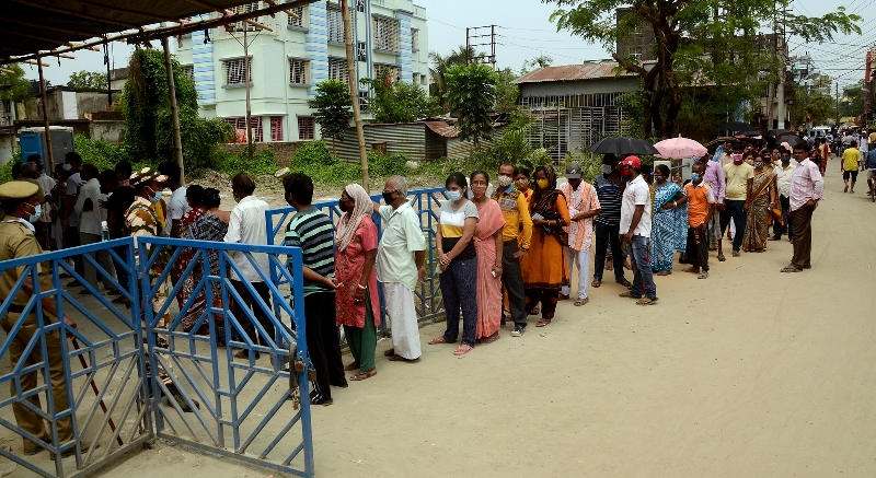 West Bengal Assembly polls: Celebrities exercise their voting rights