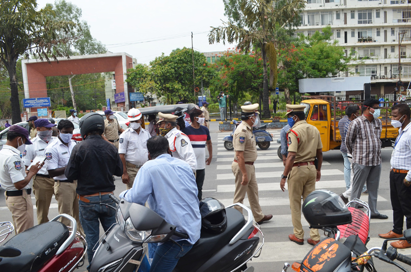 Police checking documents of vehicles during lockdown in Hyderabad