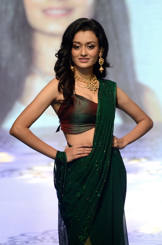 Shyam Sundar Jewellers presents 9th edition of Sharad Sundari