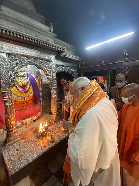 PM Narendra Modi visits Varanasi