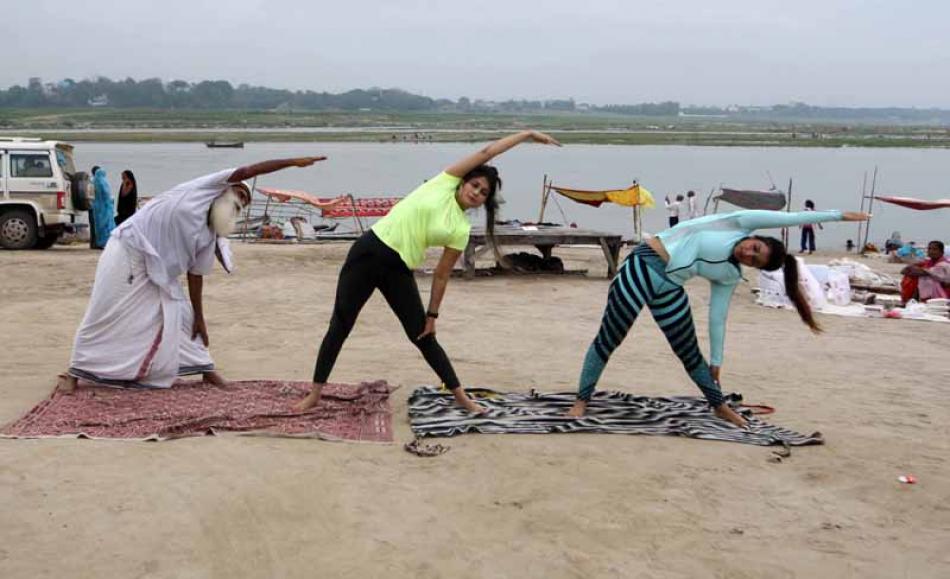 India: Images of the Day