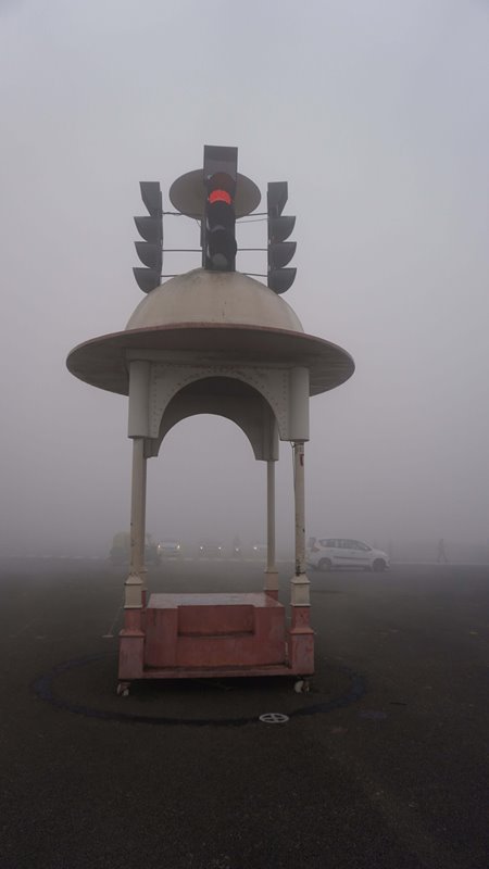 Dense fog in Delhi