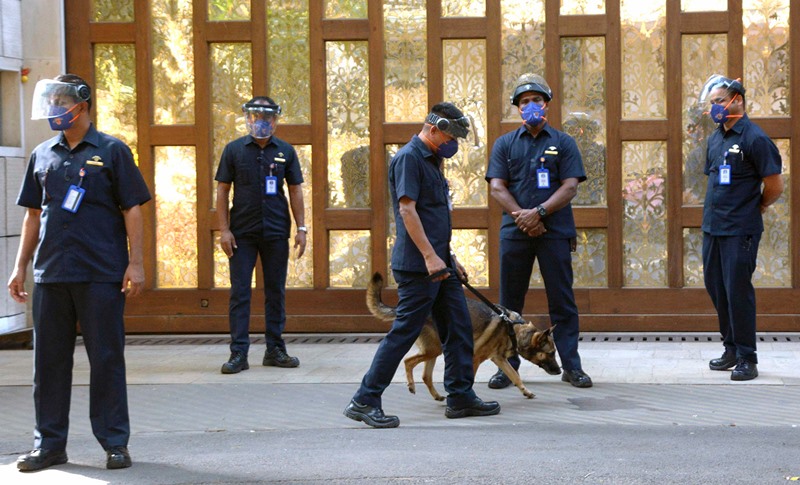 Security beefed up outside Mukesh Ambani's residence