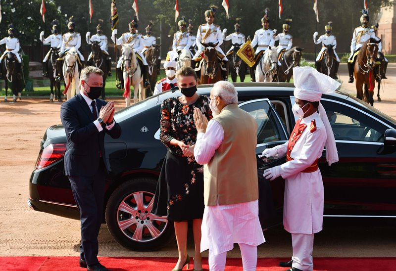 Modi receives Denmark PM at Rashtrapati Bhavan
