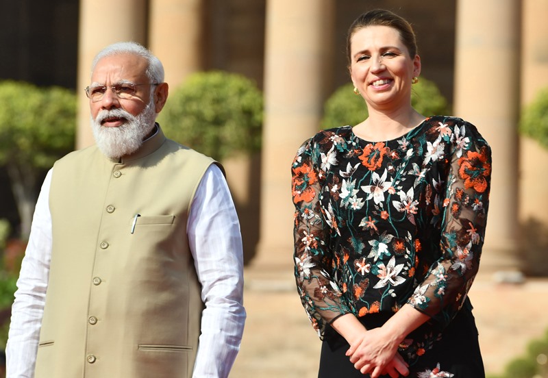 Modi receives Denmark PM at Rashtrapati Bhavan