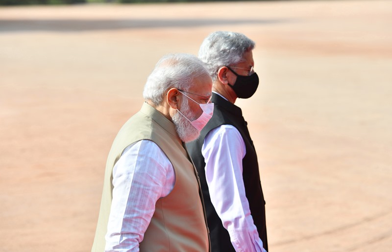 Modi receives Denmark PM at Rashtrapati Bhavan