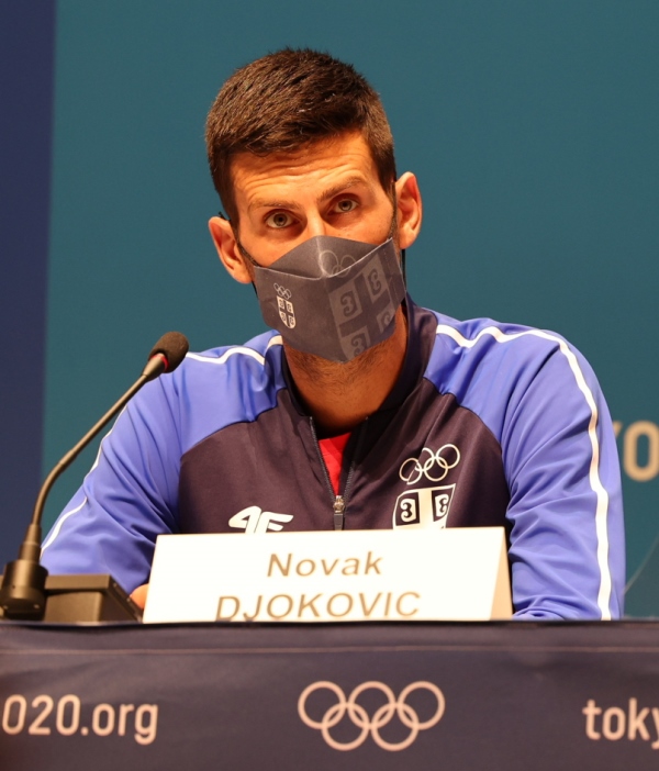 Djokovic addresses press conference in Tokyo