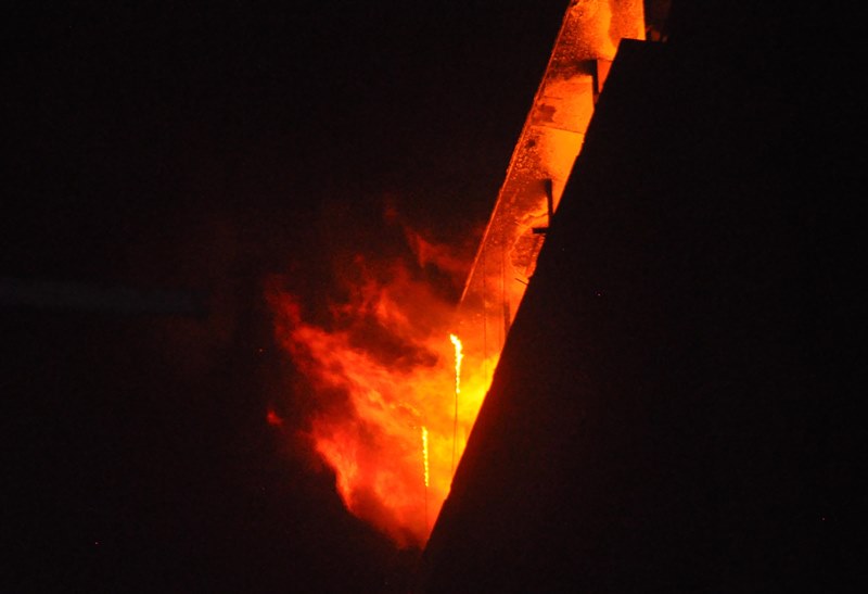 Kolkata fire tragedy leaves nine dead