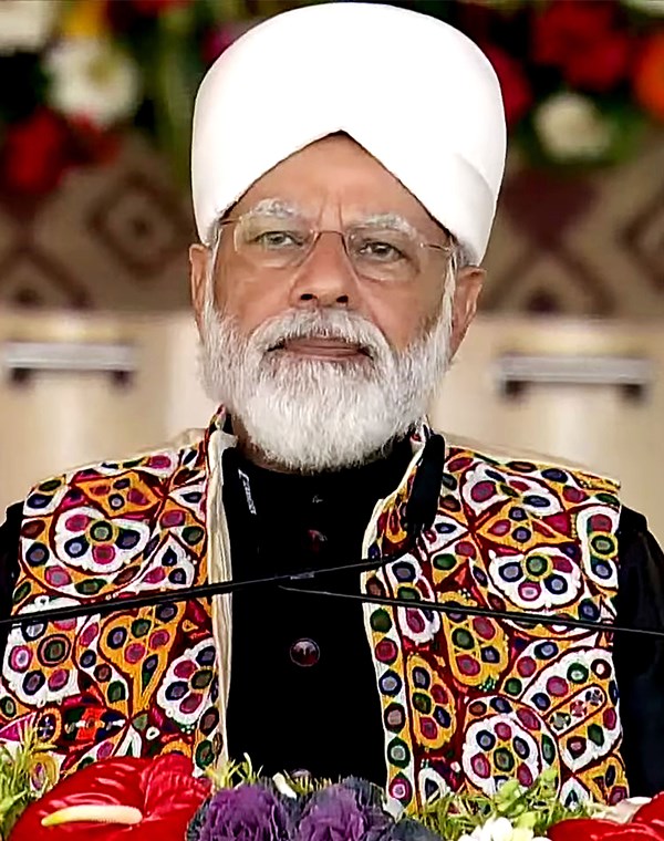 PM Modi in an inauguration ceremony in Varanasi