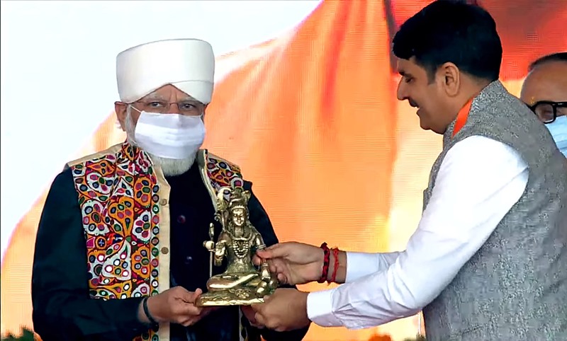 PM Modi in an inauguration ceremony in Varanasi