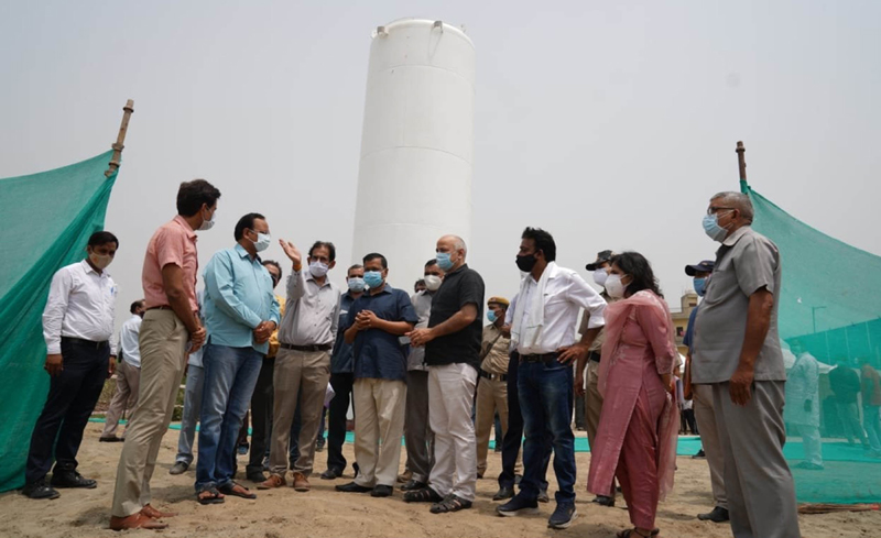 Delhi CM Kejriwal visits Oxygen Storage Center