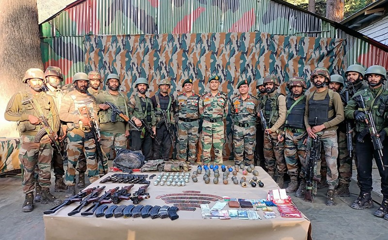 Indian army recover huge cache of arms and ammunition in Srinagar 