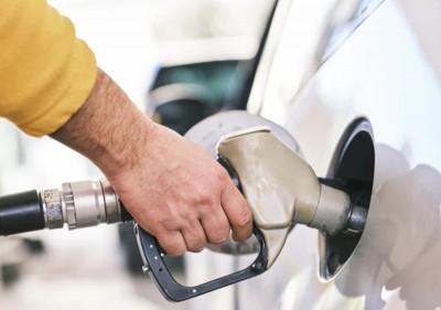 Amid crisis, Sri Lanka plans to buy fuel shipments from India