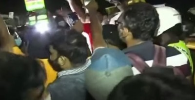 Hundreds protest outside Sri Lanka President's residence amid economic crisis