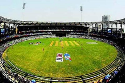 Kashmir: India Army organises Women's Cricket League at Panzgam