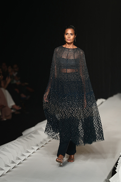 India Couture Week: Malaika Arora turns showstopper for designer duo Rohit Gandhi and Rahul Khanna