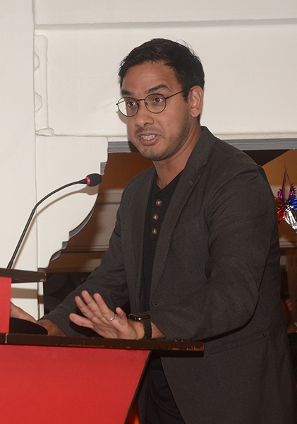 Kolkata: Shashi Tharoor at Oxford Bookstore's celebration of 100 years