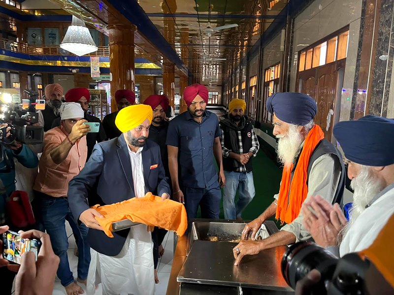 India in Politics : MAR 10 , 2022