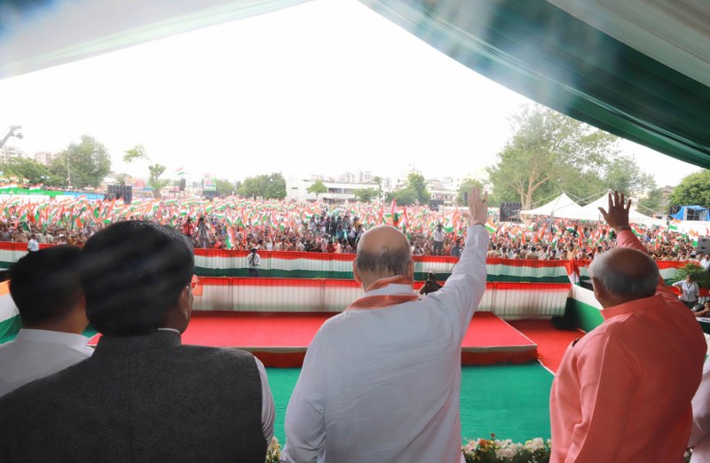 Amit Shah flags off Tiranga Yatra