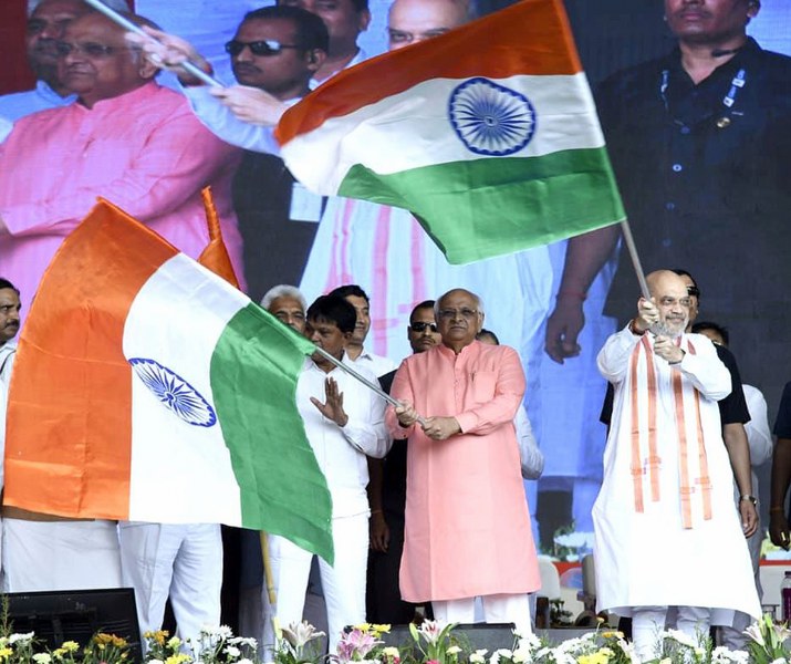 Amit Shah flags off Tiranga Yatra