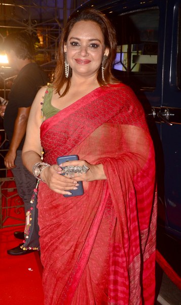 Glimpses of a star-studded premiere of Dev's Byomkesh O Durgo Rohosyo