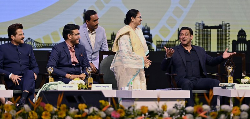 Glimpses from star-studded 29th KIFF inaugural ceremony