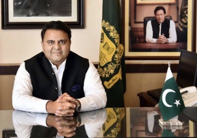 Former Pak minister praises India's 'Chandrayaan-3' mission, says his 'country should broadcast moon landing live'