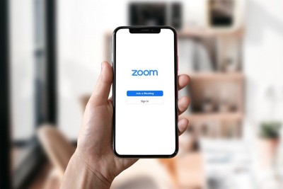 Zoom removes President  Greg Tomb: Reports