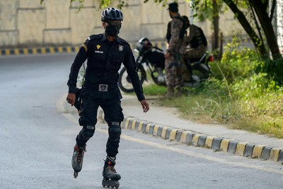 Pakistan: Three killed in clash with police in Karachi