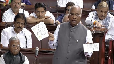 Parliament special session: Mallikarjun Kharge presses for women reservation bill