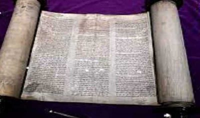 Israeli FM condemns Swedish activists' plans to burn copy of Torah