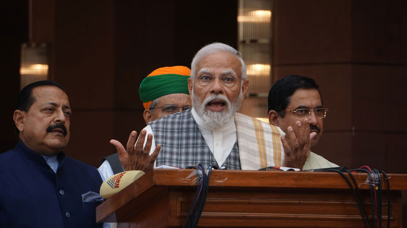 Parliament's Winter Session begins; Modi, Sonia, others attend day 1