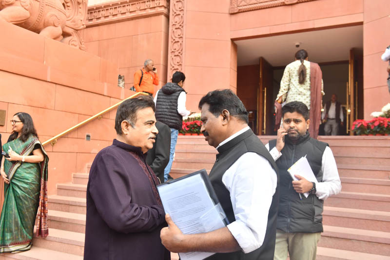 Parliament's Winter Session begins; Modi, Sonia, others attend day 1