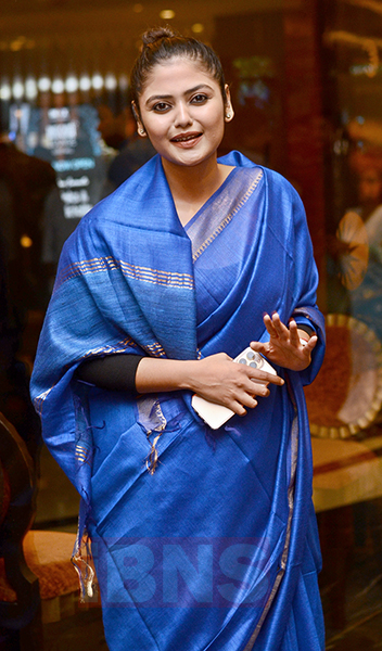 Tollywood celebs attend Soham Chakraborty, Saayoni Ghosh starrer L.S.D. premiere