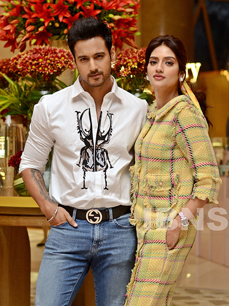 Rituparna Sengupta, Yash Daasguptaa, Nussrat Jahan speak on Shikarr