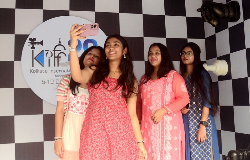 Candid shots from 29th KIFF