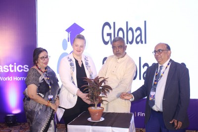 Organizations like Global Scholastics are a great option for students who want to pursue education in the US:  American Center Kolkata Director