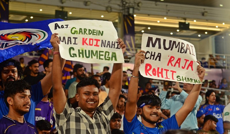 IPL: KKR beat MI by 18 runs, qualify for play-offs