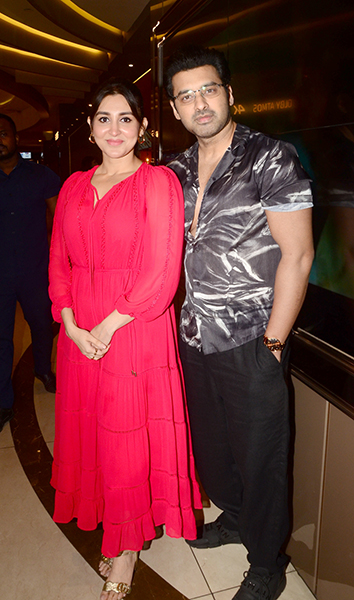 Prosenjit Chatterjee, Dev, Jeet, others at Ajogyo's special screening