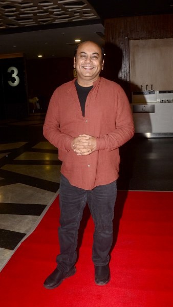 Star-studded premiere of Aparna Sen-Anjan Dutt starrer Ei Raat Tomar Amaar